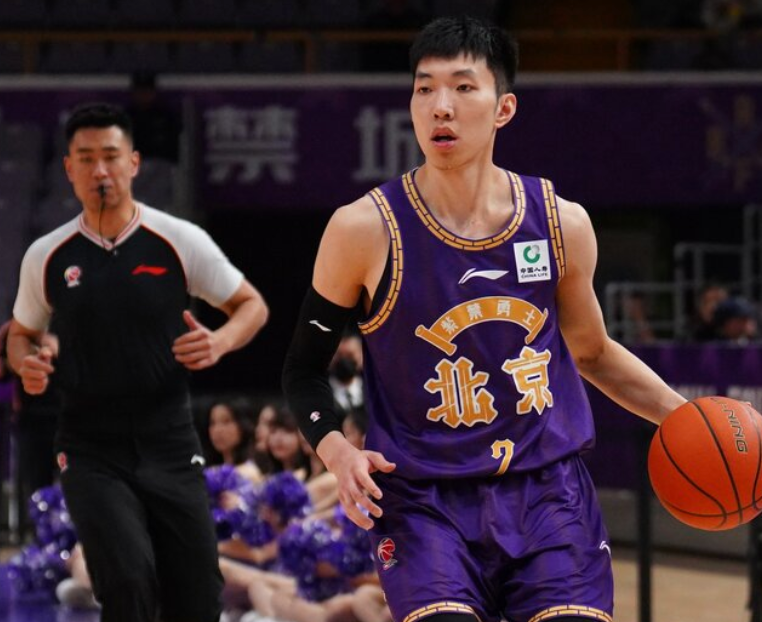 沙巴体育官方入口-为培养他张庆鹏废掉张帆！绝杀拯救球队，球迷：为什么需要绝杀？